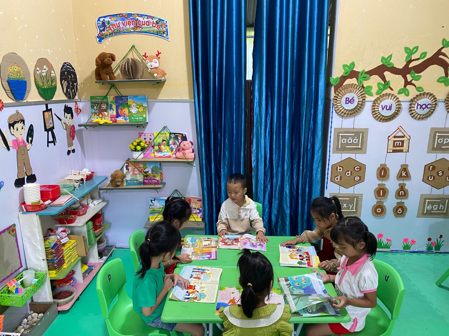 Trường MN xã Nà Nhạn tổ chức tuần lễ học tập suốt đời