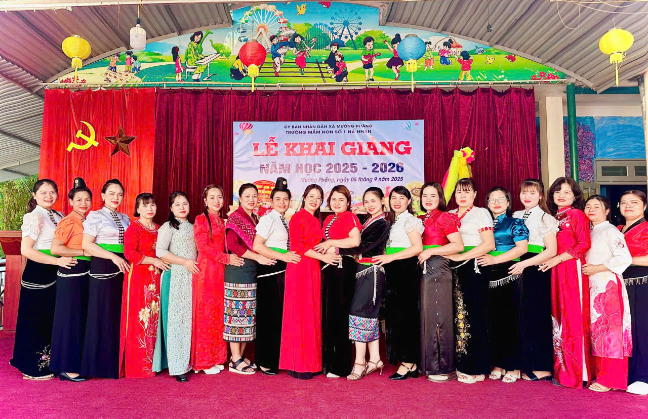 LỄ KHAI GIẢNG NĂM HỌC MỚI  TRƯỜNG MẦM NON SỐ 1 NÀ NHẠN NĂM HỌC 2025-2026